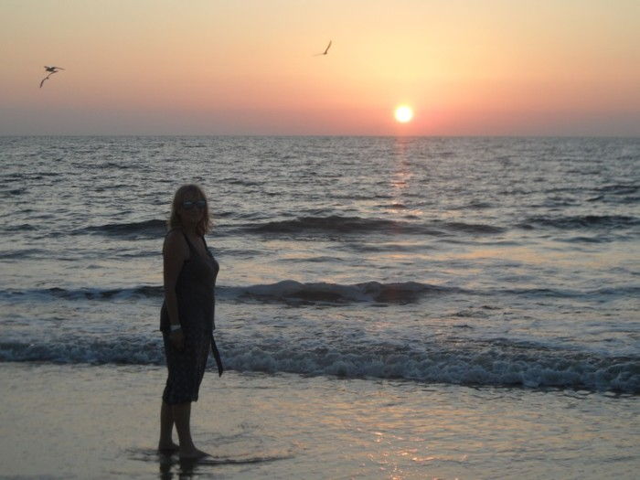 alleppey-beach-sunset-over-arabian-ocean-kerala-india