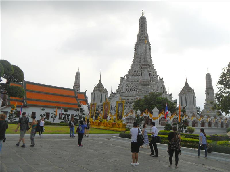 bangkok-wat-arun-temple-thailand
