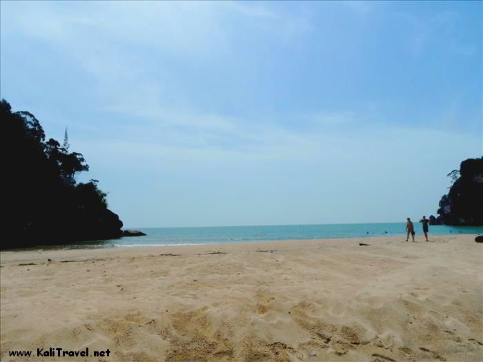 beach_pandan_kecil_bako_sarawak_borneo