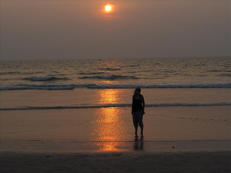 benaulim-beach-sunset-goa-india