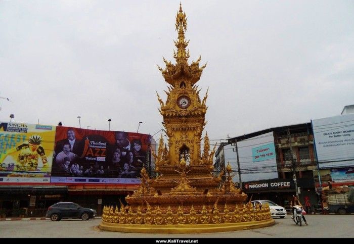 Chiang Rai's gilted clocktower roundabout.