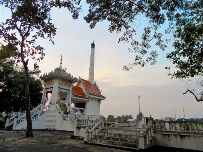 crematorium-mae-faek-rural-chiang-mai-thailand
