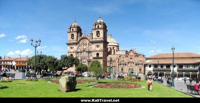 cuzco_plaza_de_armas_peru