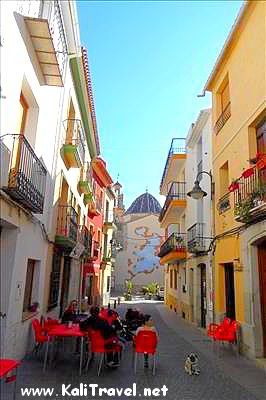 finestrat_village_street_cafe_costa_blanca_spain