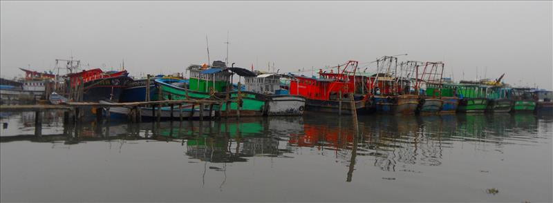 fishing-boats-kochi-kerala-india