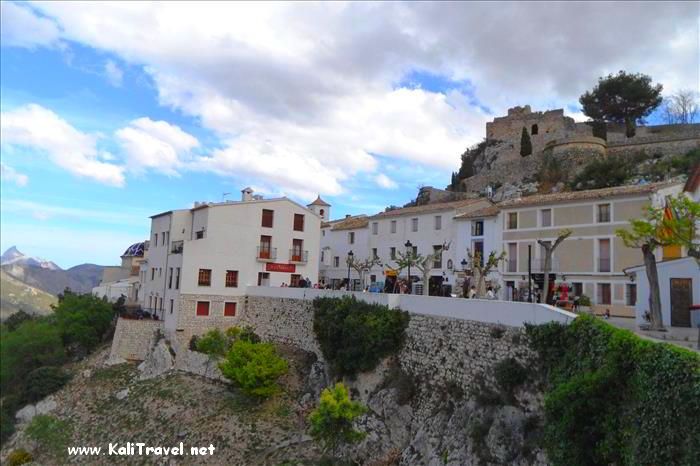 guadalest_village_costa_blanca_alicante_spain