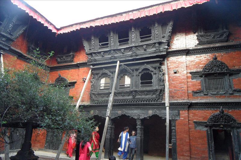 kumari-ghar-courtyard-living-goddess-kathmandu-nepal