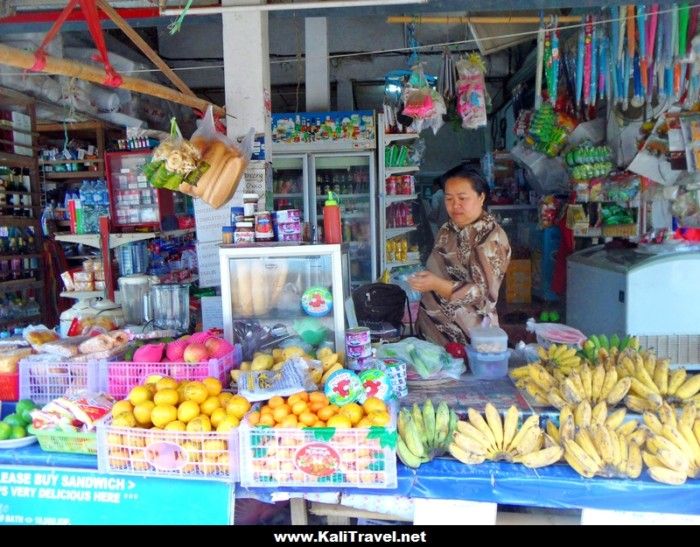 laos_huay_xai_food_stall_mekong_slow_boat