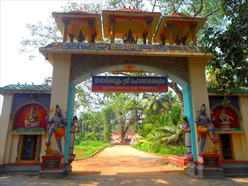 mararikulam-temple-alleppey-kerala-india