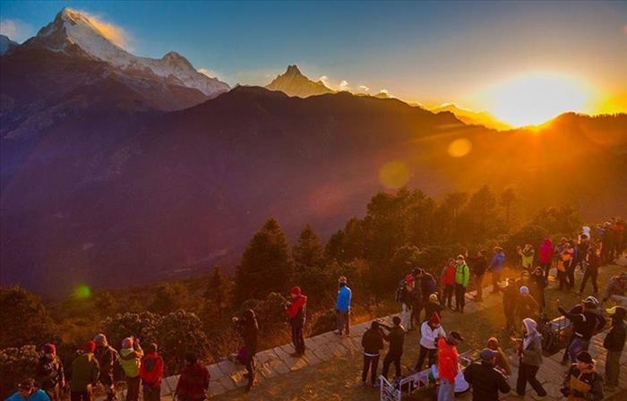 nepal_ghorepani_trekking_sunrise
