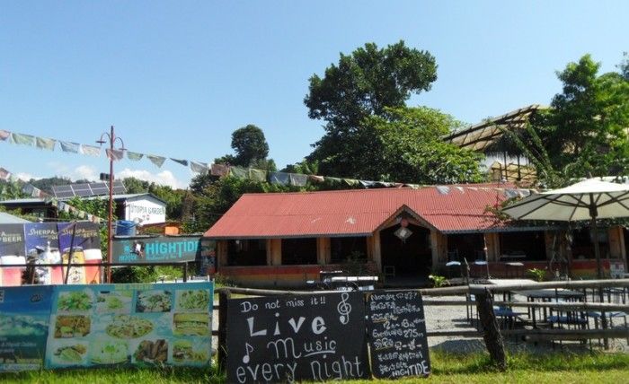 pokhara-lakeside-chill-out-restaurant-nepal