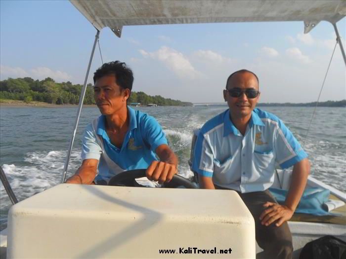 santubong_river_cruise_sarawak_borneo