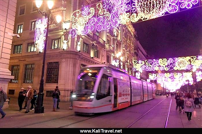 seviila_city_tram_xmas_andalucia_spain