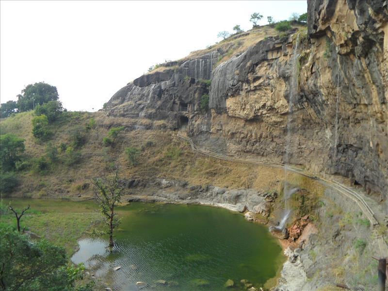 waterfalls-at-ellora-cave-temples-india