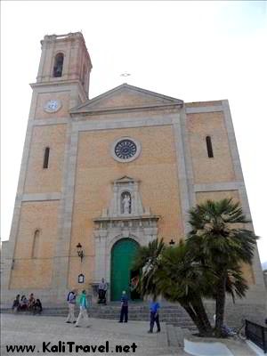 altea_church_facade_costa_blanca_spain