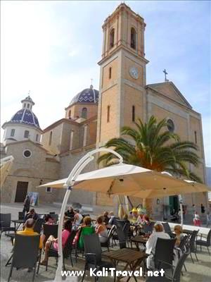 altea_church_plaza_cafe_costa_blanca