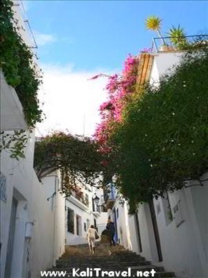 altea_steps_to_church_plaza_spain