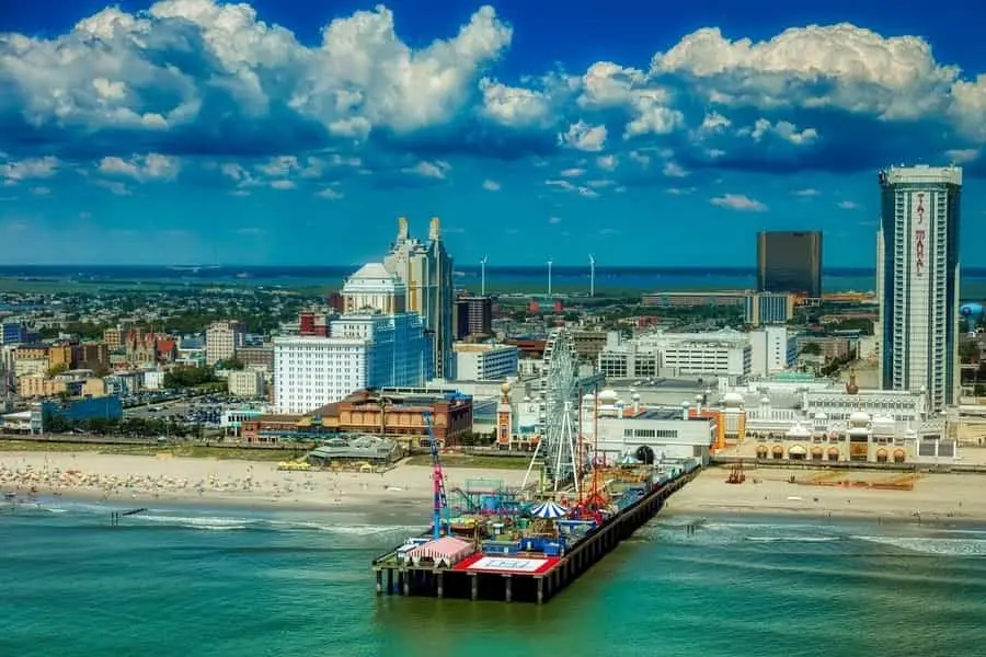 Visit New Jersey's Steel Pier and the ferris wheel in Atlantic city.