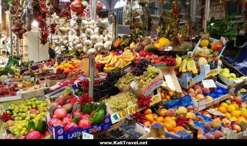Fruit market stall in the Quadrilatero of Bologna, Italy.