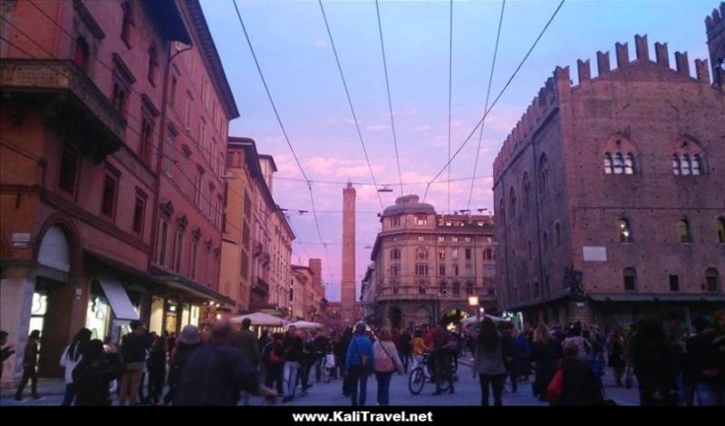 Sunset Piazza Maggiore in Bologna, Italy.