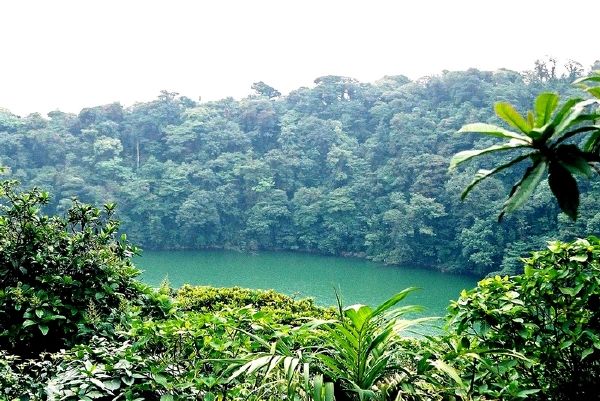 cerro_chato_crater_lake_costa-rica