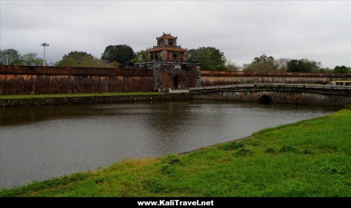 hue-imperial-city-moat-vietnam