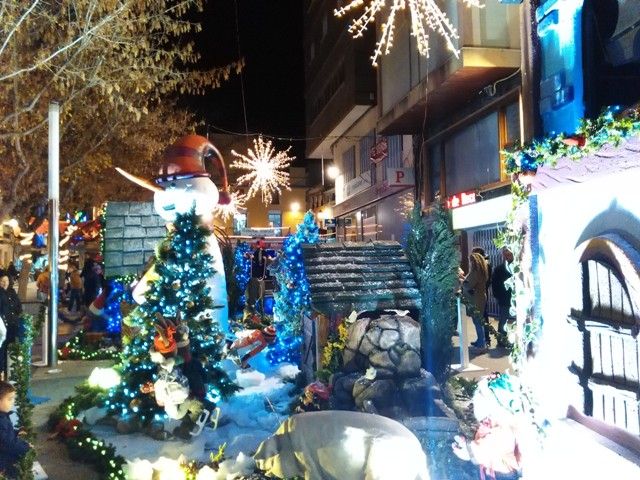 Christmas street scene with giant snowman in Ibi on the Costa Blanca.
