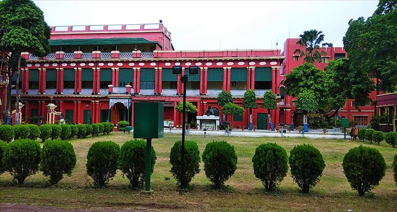Red façade of Jorasanko Thakur Bari 'Tagore House' in Kolkata.
