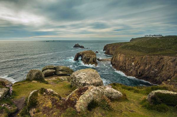 Cliffs overlooking the ocean at Land's End in Cornwall.