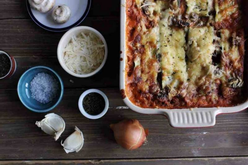 Dish of Lasagne on foodie tour of Emilia Romagna.