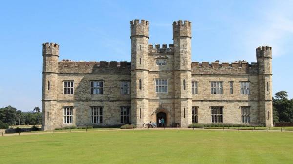 Lawns in front of stone castle in Leeds village, Kent.