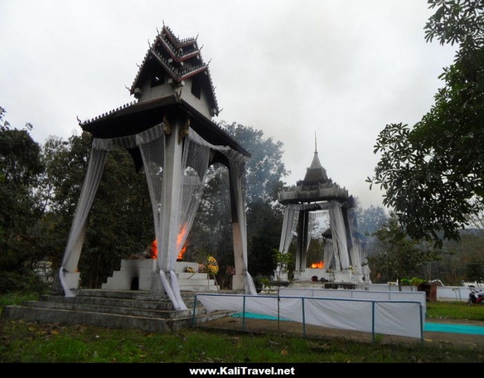 luang-prabang-buddhist-funeral-pyres-laos
