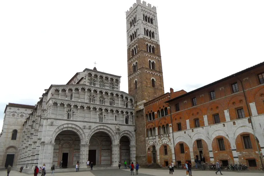 Lucca cathedral and campanile.