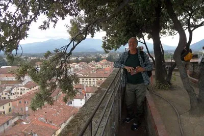 Juan by the hollyoaks on top of Gingi tower.