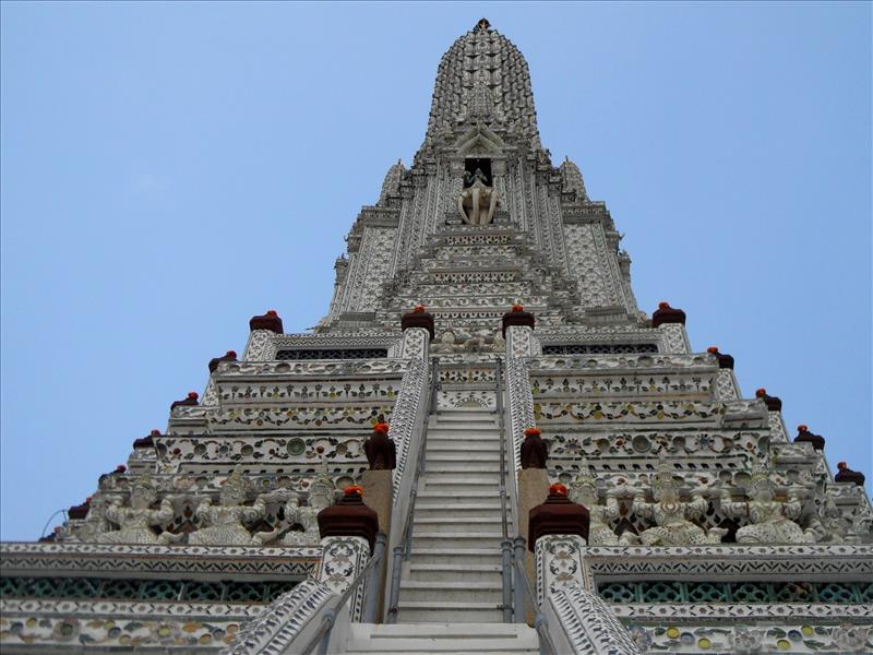 prang-wat-arun-bangkok-thailand