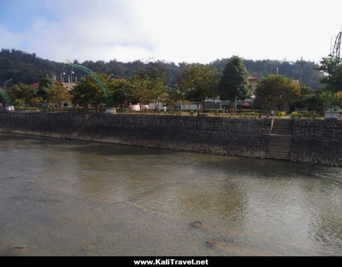 sam-neua-river-xam-laos