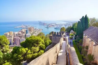 Gibralfaro Fort's openair corridor with views over Malága port.  