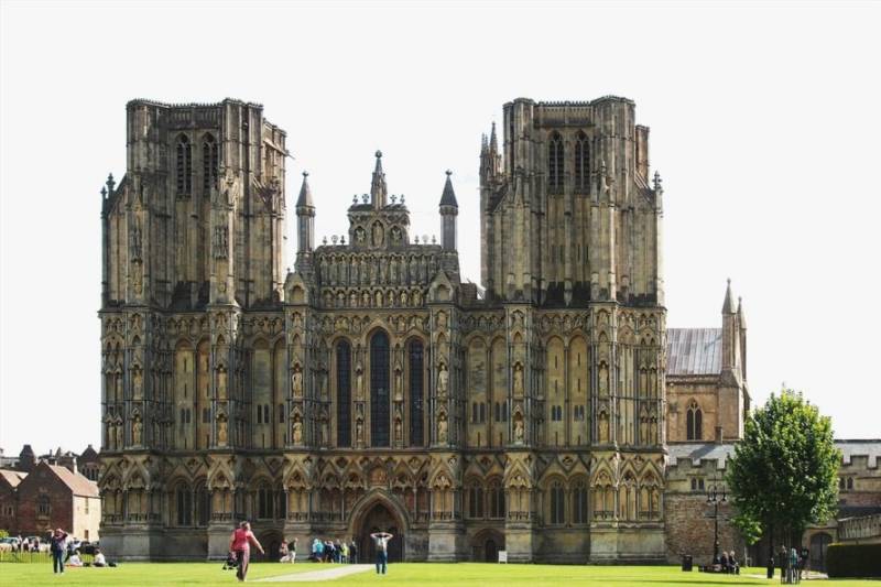 Front of the Gothic Cathedral in Wells, Somerset.