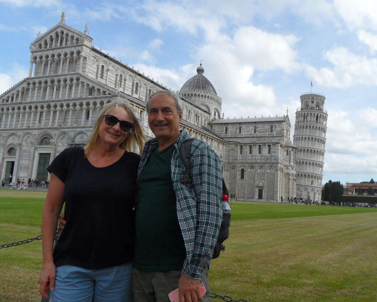 Pisa visit the field of miracles and the leaning tower.